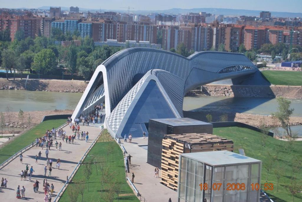 Atico Acogedor Lujoso Check-In 24H Penthouse 5 Planta 5 Apartman Zaragoza Kültér fotó